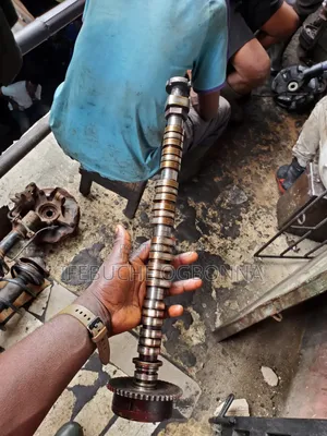 Camshaft Cadillac/ Malibu 2.0L 2018 4 Plugs