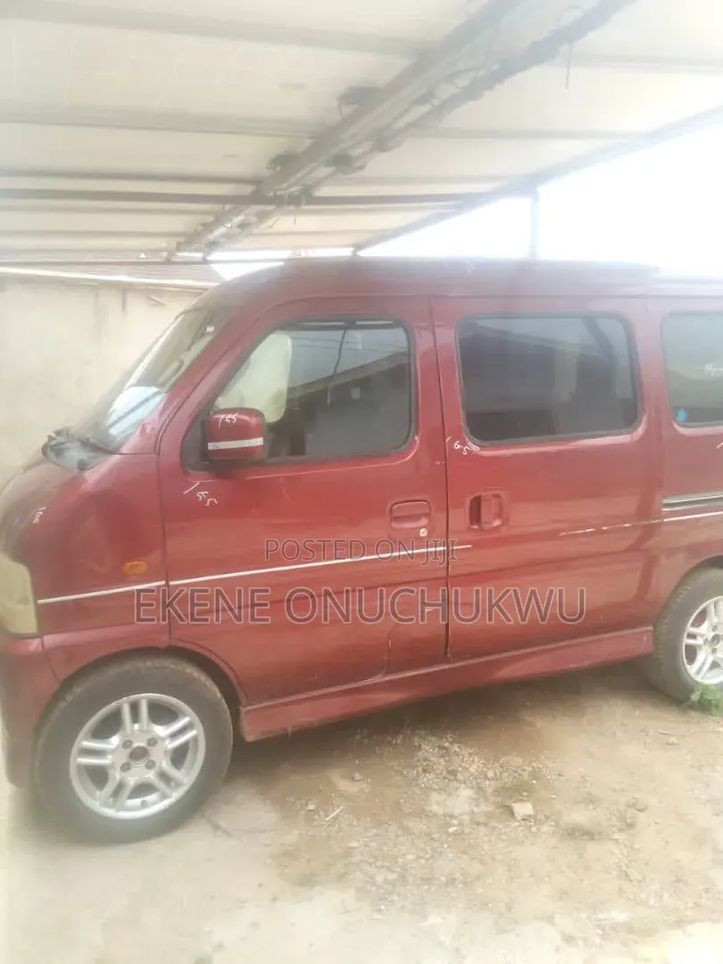 Suzuki Boost 2004 Red