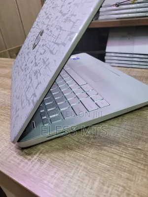 Laptop HP 14S 16GB Intel Core i7 SSD 512GB