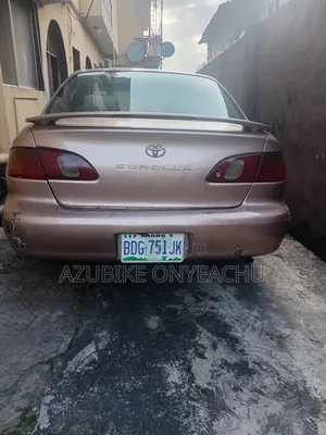 Toyota Corolla 2000 Beige