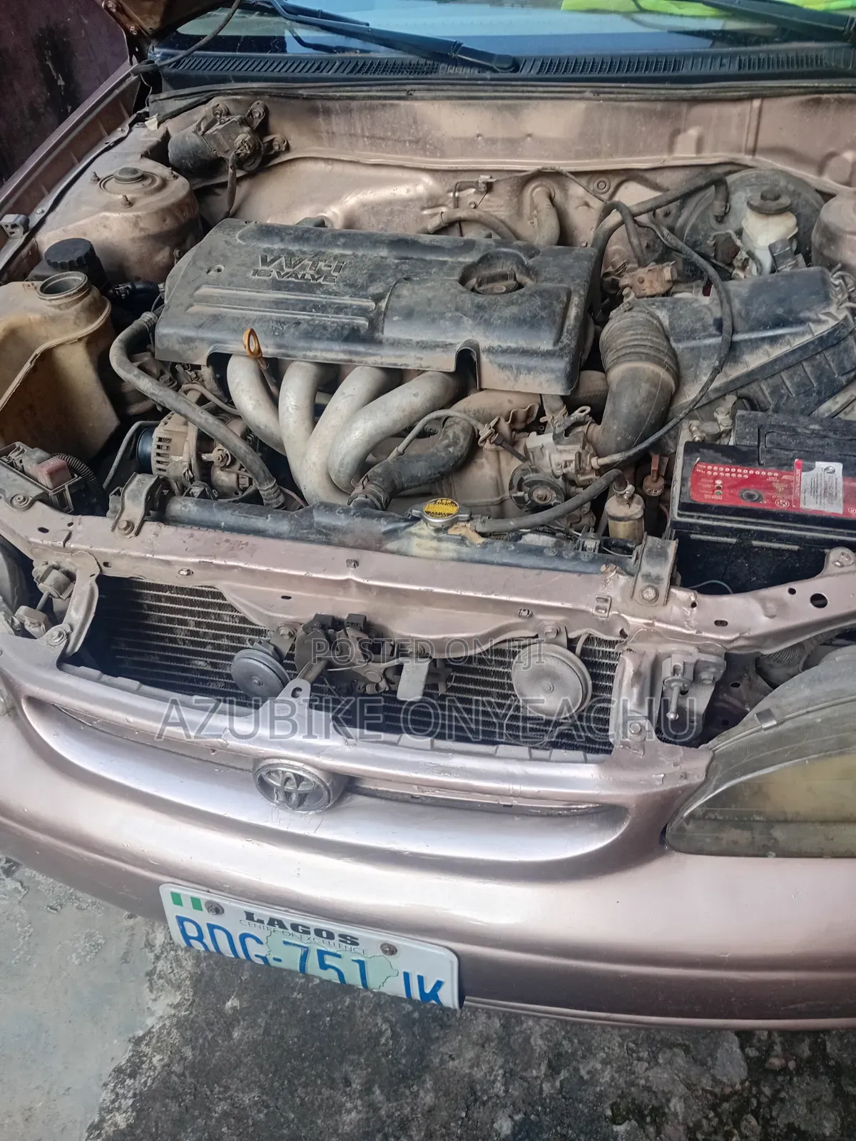 Toyota Corolla 2000 Beige