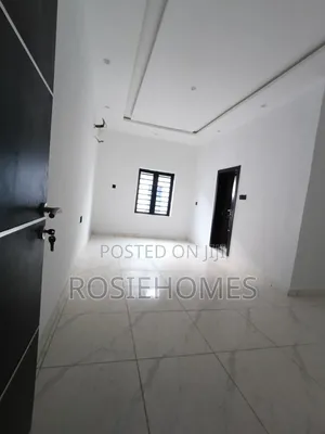 2bdrm Apartment in Abijo Gra, Sangotedo for rent