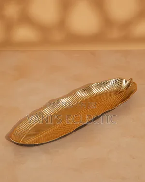 Curved Gold Leaf Plastic Decorative Serving Tray / Platter