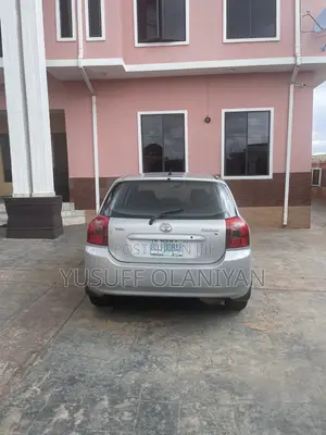 Toyota Corolla Sedan 2004 Silver