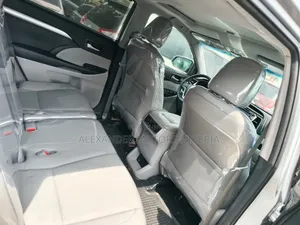 Toyota Highlander 2016 Silver