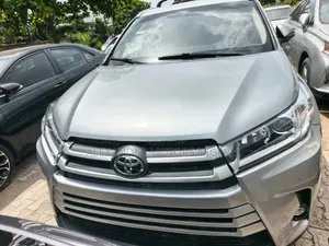 Toyota Highlander 2016 Silver