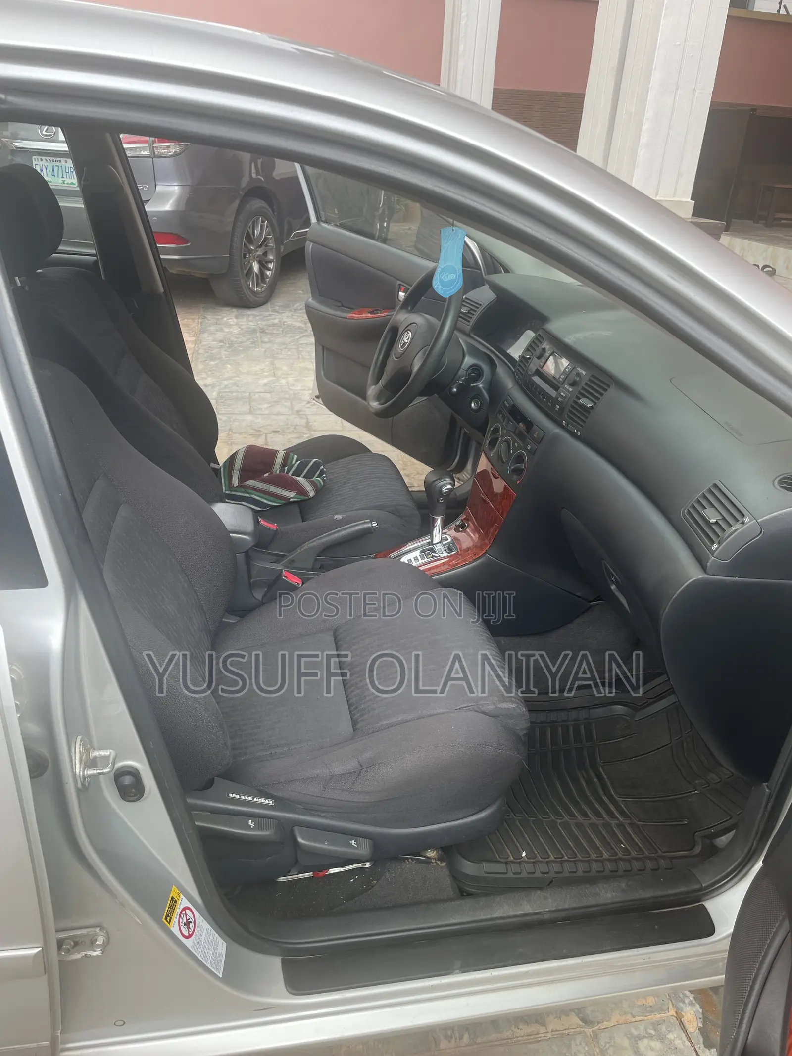Toyota Corolla Sedan 2004 Silver