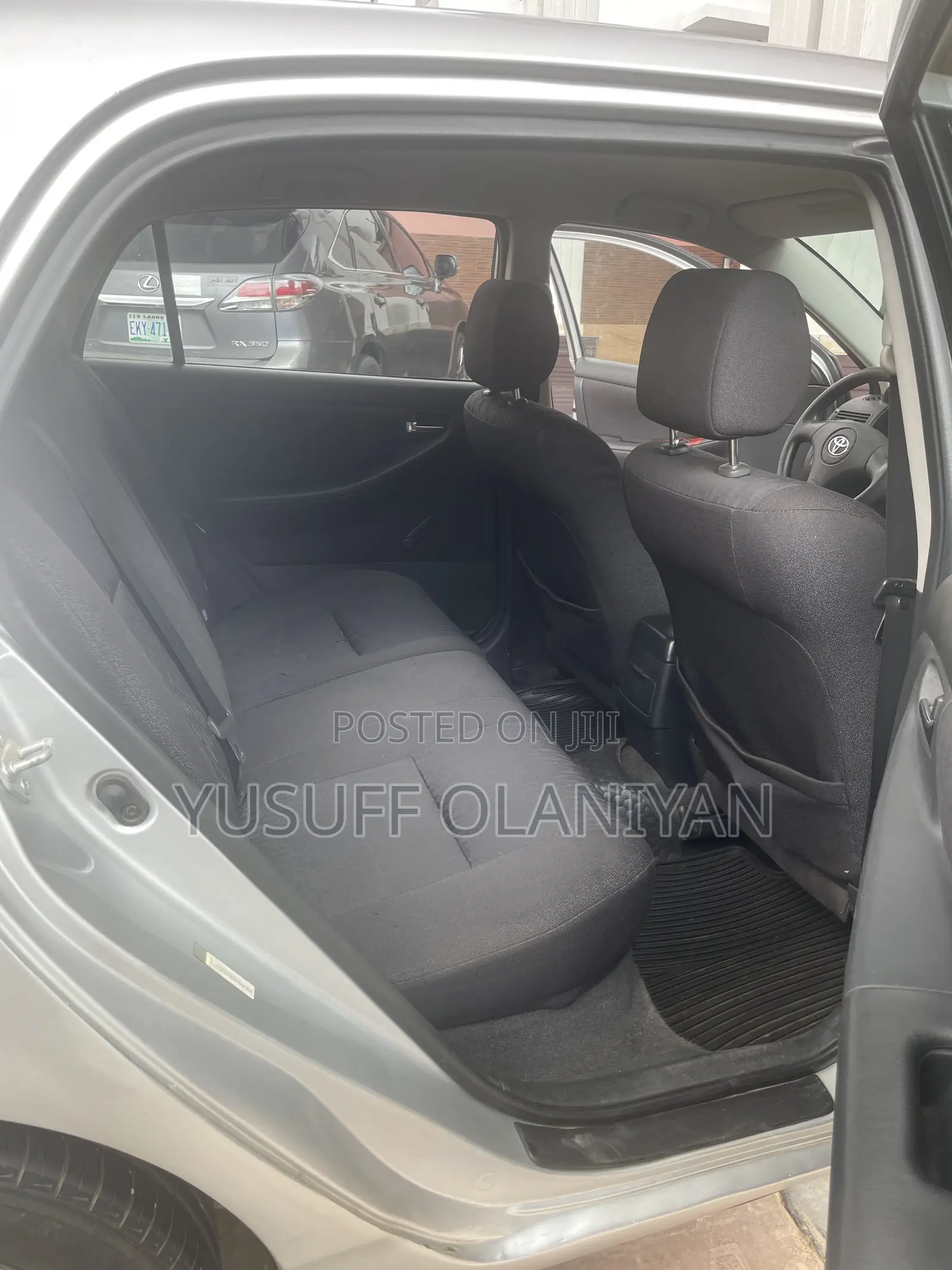 Toyota Corolla Sedan 2004 Silver