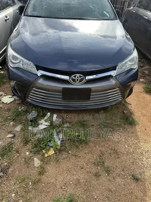 Toyota Camry 2016 Blue
