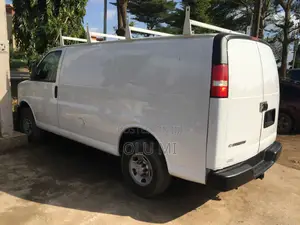 Chevrolet 4500 2008 White