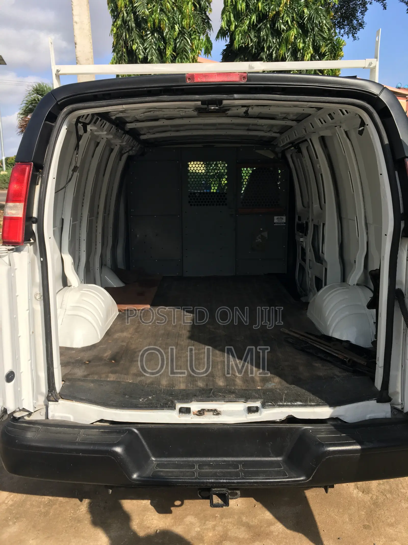 Chevrolet 4500 2008 White