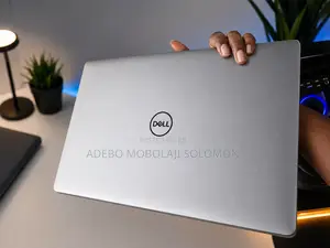 Laptop Dell Precision 3570 8GB Intel Core i5 SSD 256GB