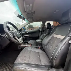 Toyota Camry SE 4dr Sedan (2.5L 4cyl 6A) 2014 Silver
