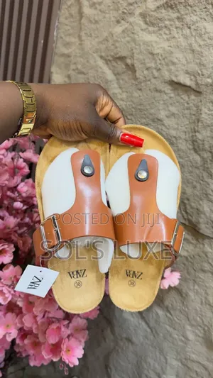 Zara Slides
