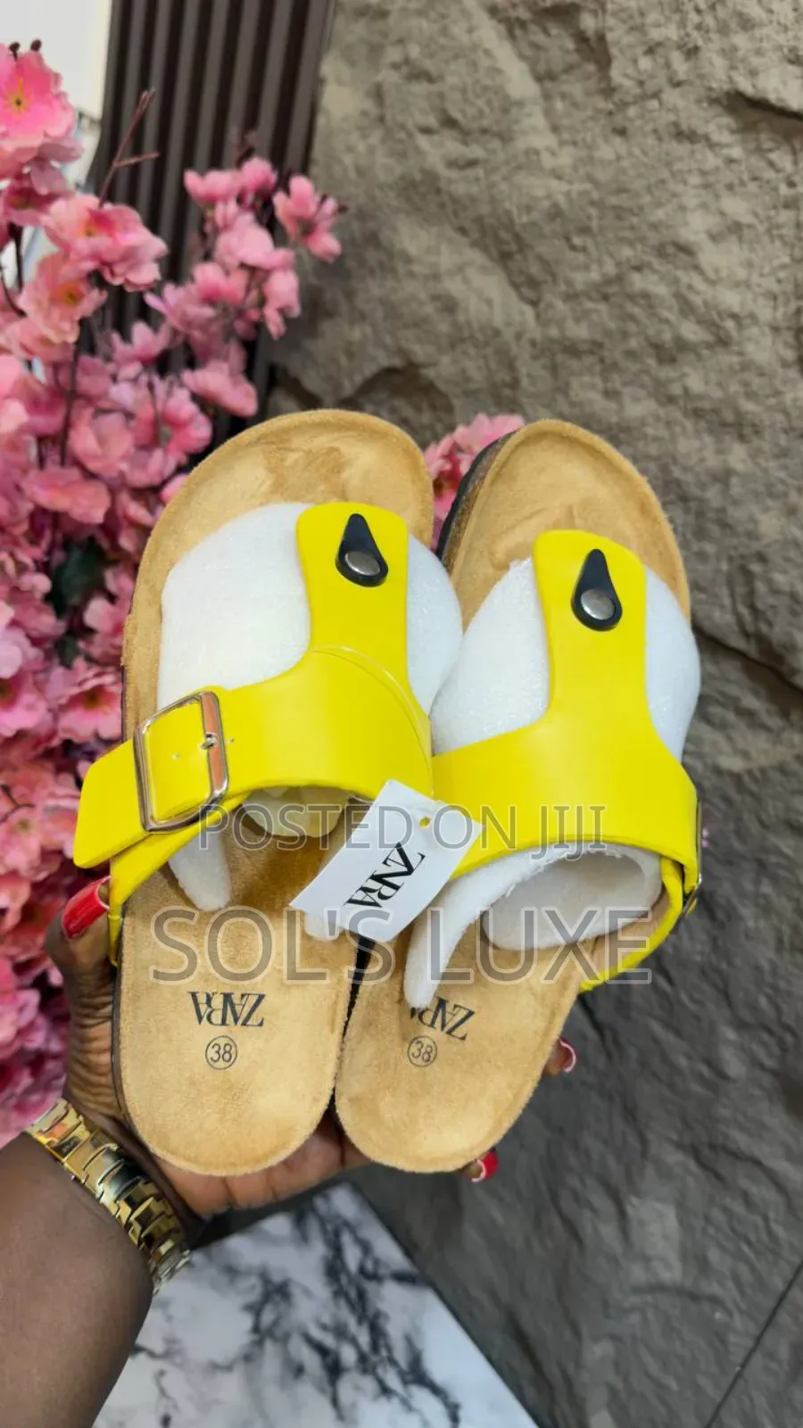 Zara Slides
