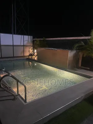 Luxury 5Bedroom Duplex
A Experience: Private Weekend