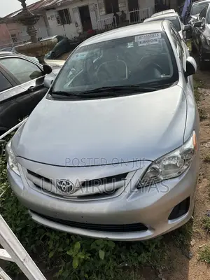 Toyota Corolla 2013 Silver