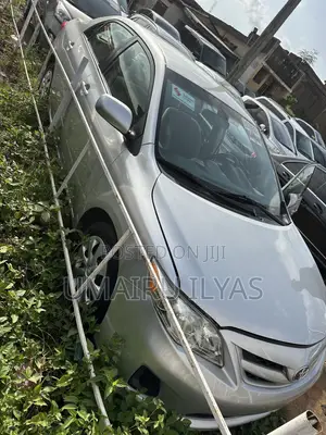 Toyota Corolla 2013 Silver