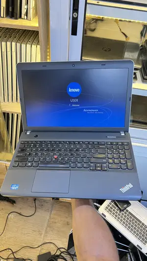 Laptop Lenovo ThinkPad E531 8GB Intel Core i3 HDD 250GB