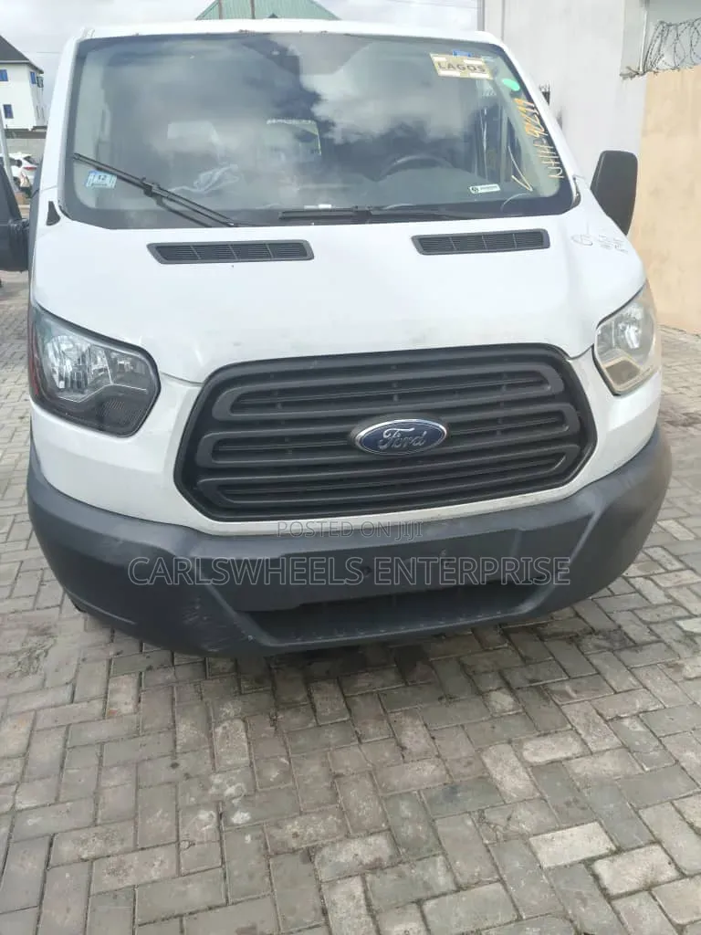Ford Transit 2018 White