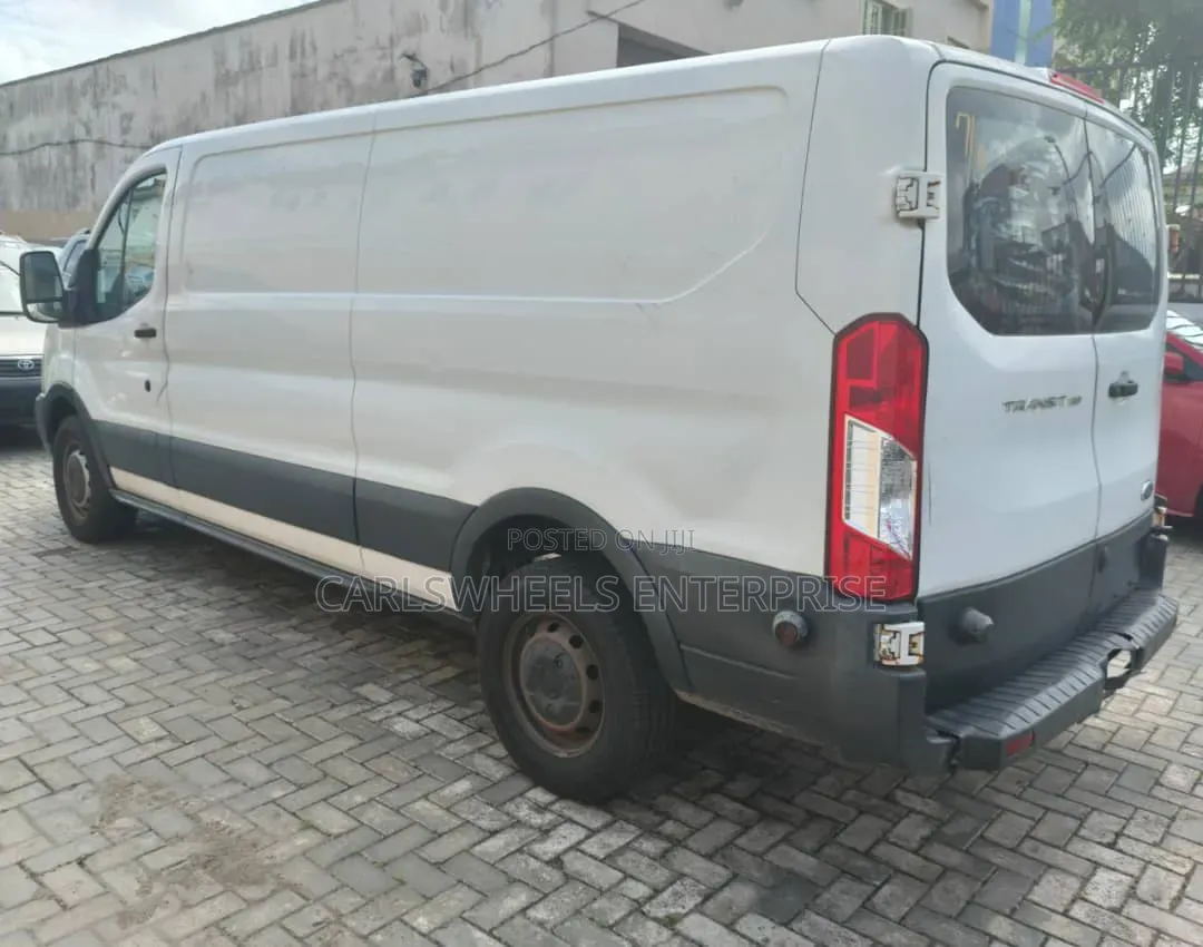 Ford Transit 2018 White