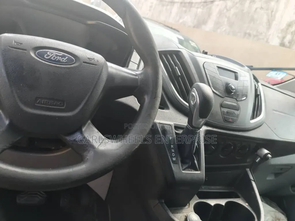 Ford Transit 2018 White