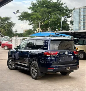 Toyota Land Cruiser 2024 Blue