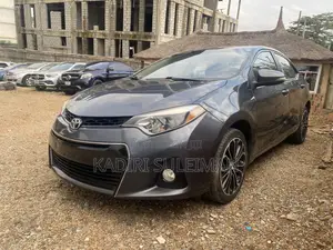 Toyota Corolla 2015 Gray