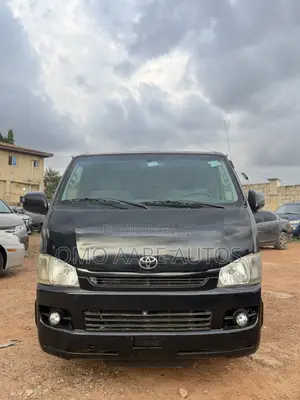 Toyota HiAce 2010 Grey