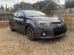 Toyota Corolla 2015 Gray