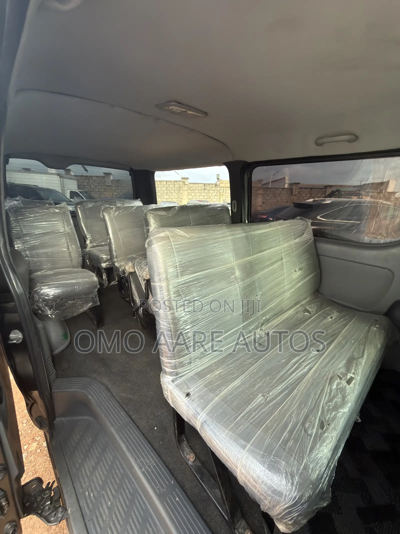 Toyota HiAce 2010 Grey