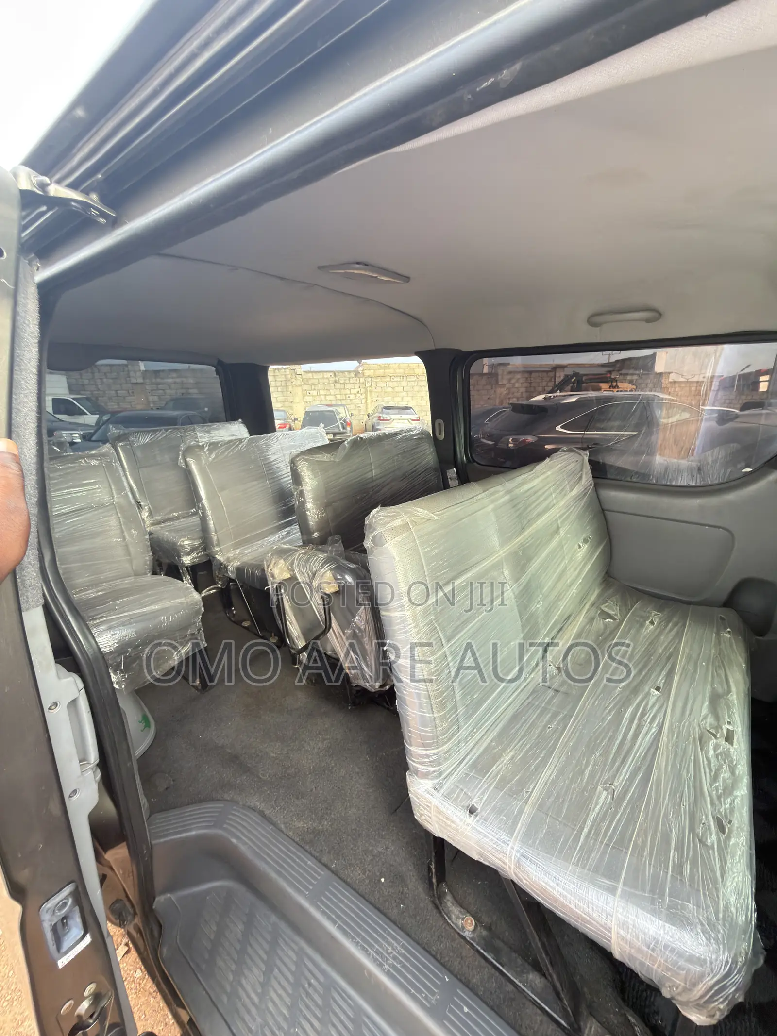 Toyota HiAce 2010 Grey