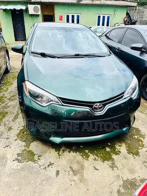 Toyota Corolla 2016 Green