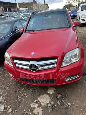 Mercedes-Benz GLK-Class 2010 Red