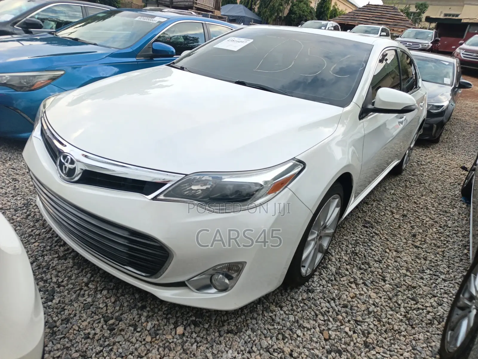 Toyota Avalon 2013 White