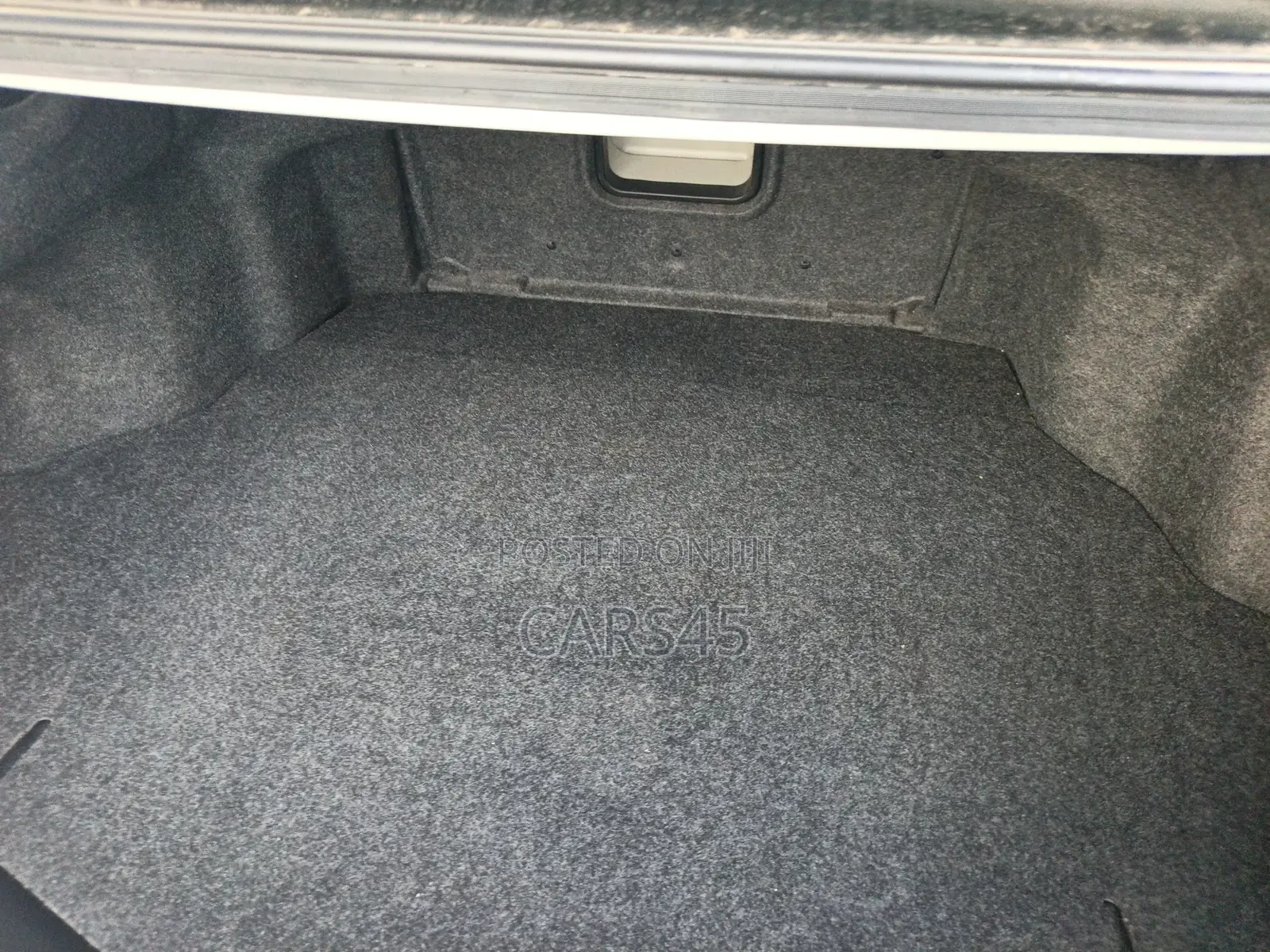Toyota Avalon 2013 White