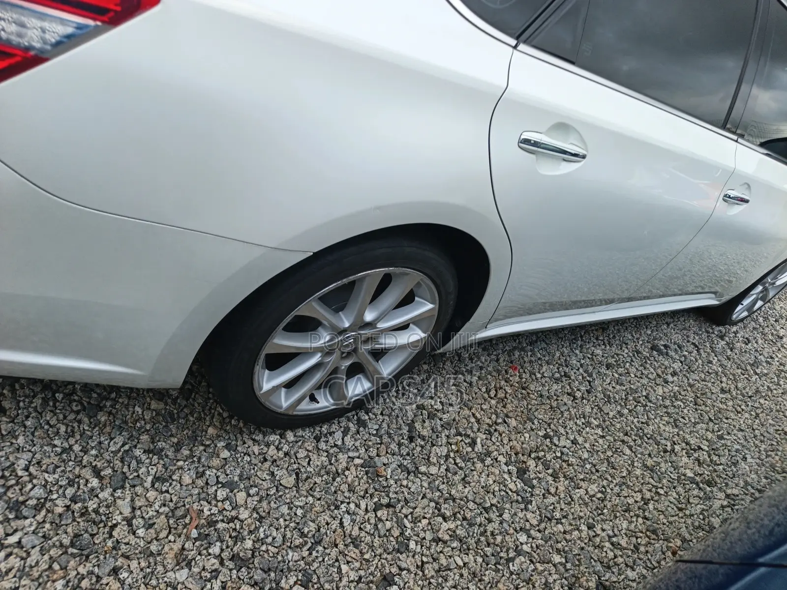 Toyota Avalon 2013 White