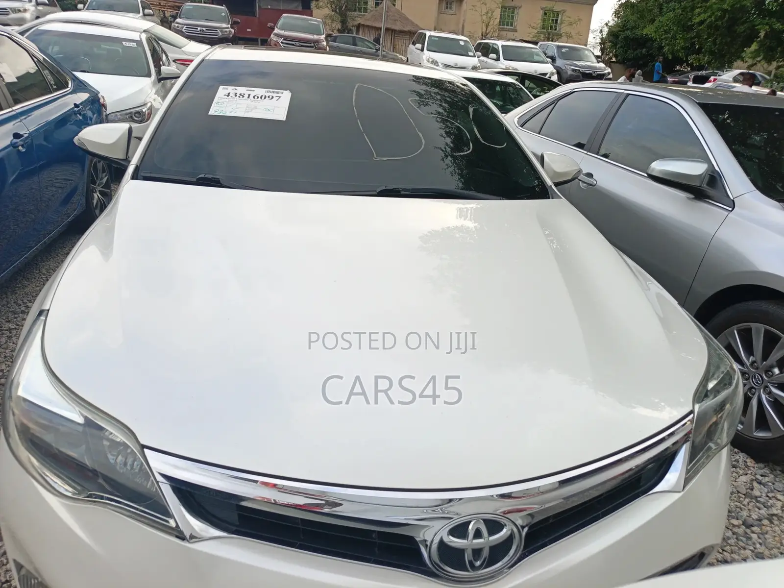 Toyota Avalon 2013 White