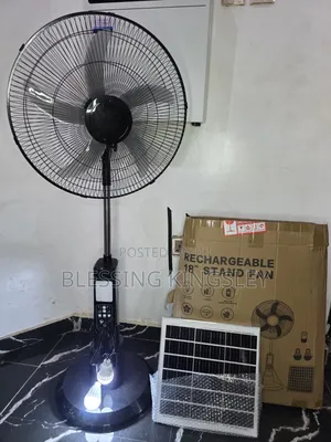 18 Inches Solar Rechargeable Fan
With 2 Bulbs