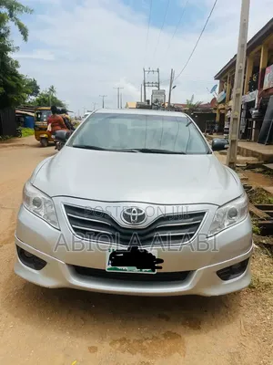 Toyota Camry SE 4dr Sedan (2.4L 4cyl 5A) 2009 Silver