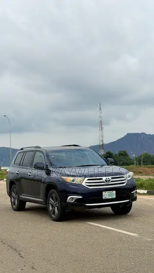Toyota Highlander 3.5L 4WD 2013 Blue