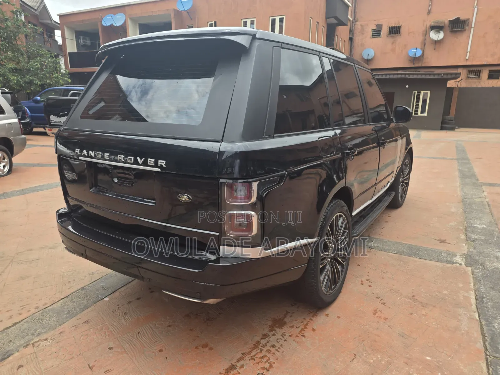 Land Rover Range Rover Vogue 2022 Black