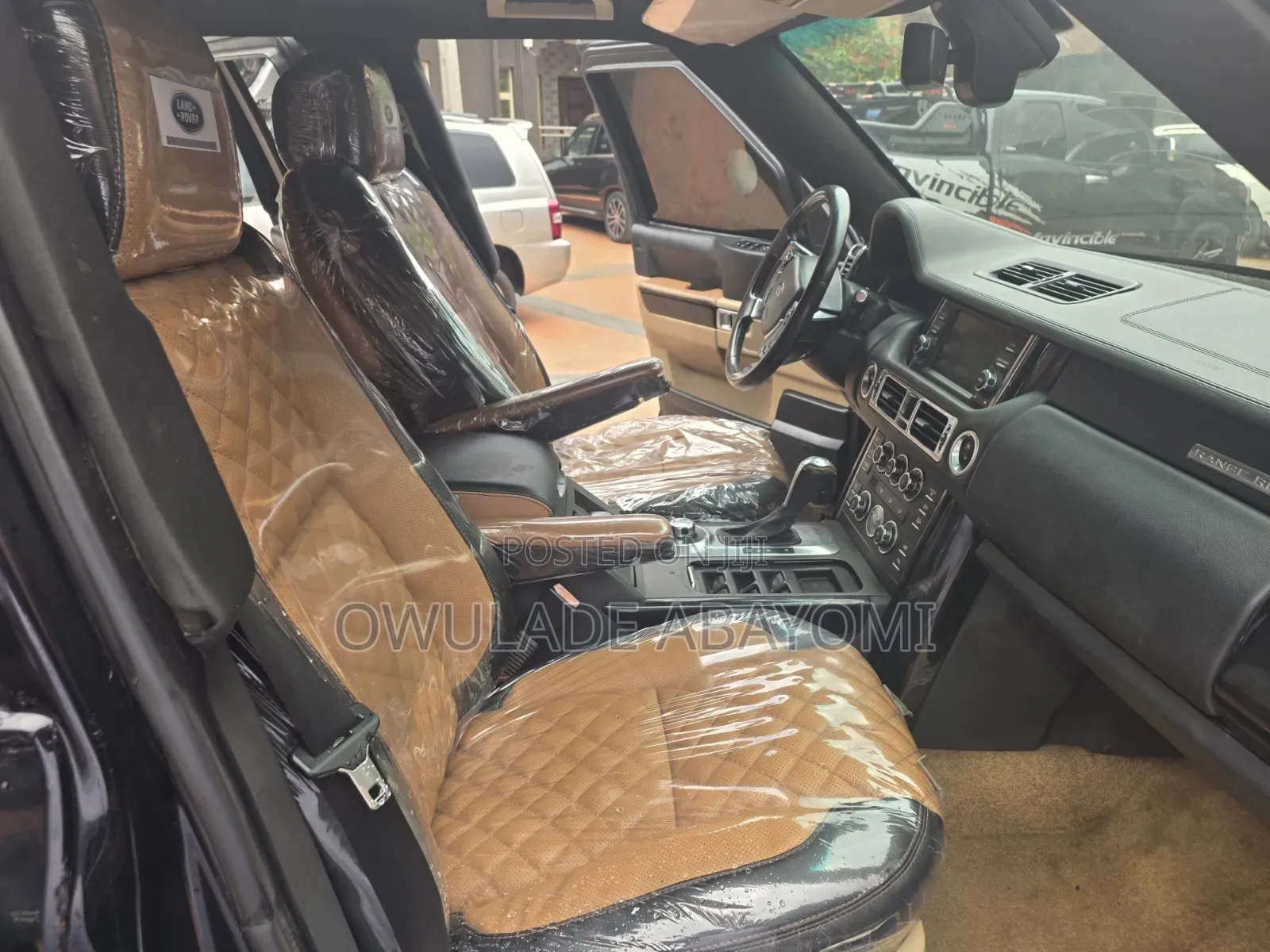 Land Rover Range Rover Vogue 2022 Black