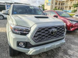 Toyota Tacoma TRD Sport Double Cab 5' Bed V6 AT 2023 Green