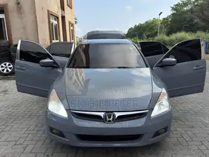 Honda Accord Automatic 2005 Gray