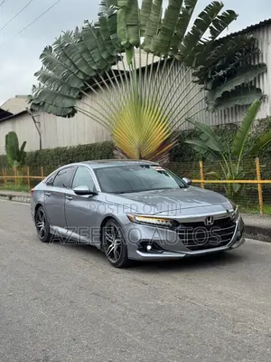 Honda Accord Touring 2.0T 2022 Silver