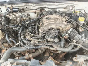 Nissan Frontier Automatic 2005 Silver
