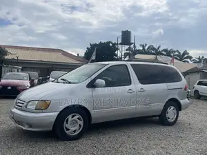 Toyota Sienna CE 2003 Silver