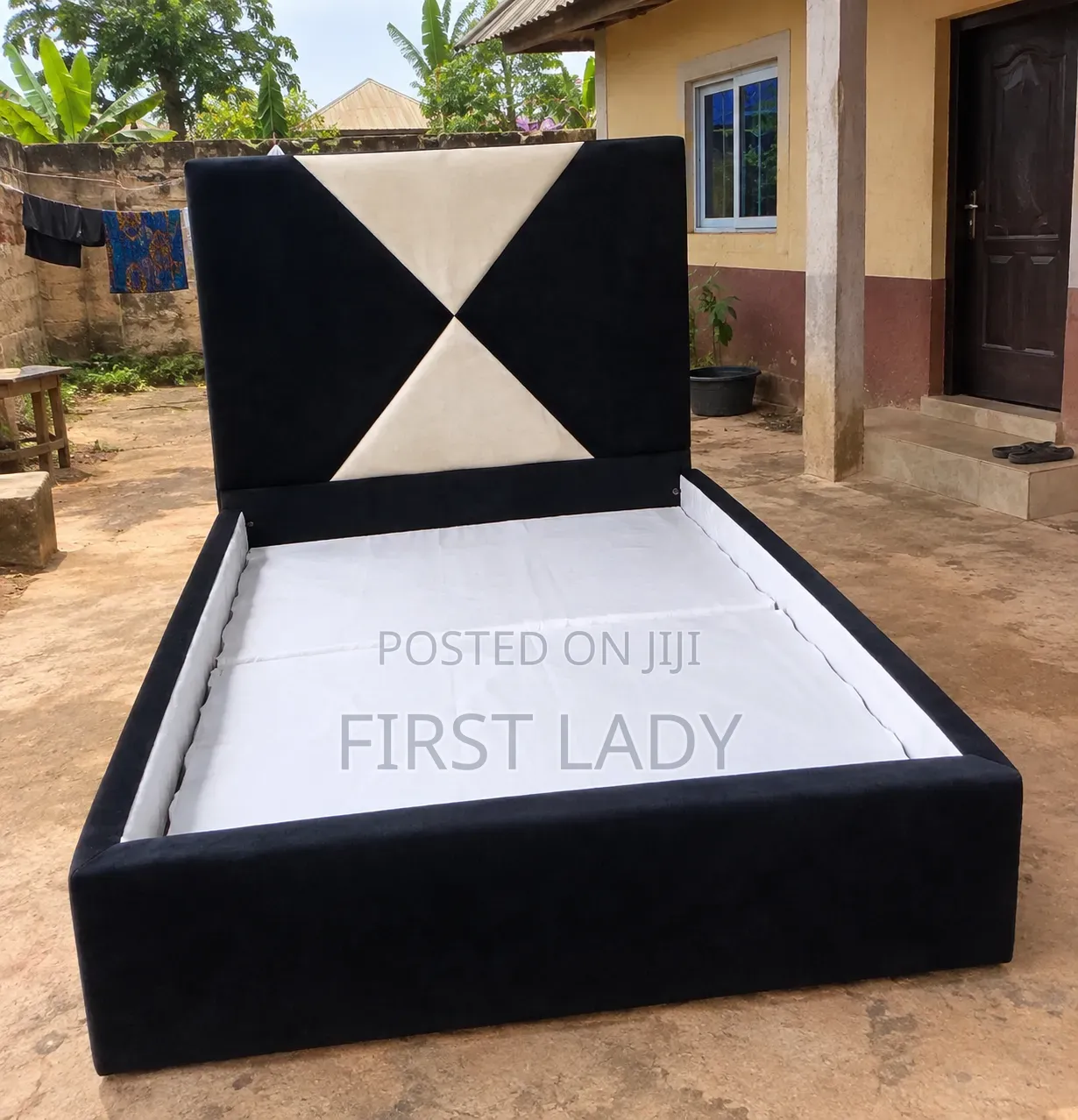 4*6 Bedframe