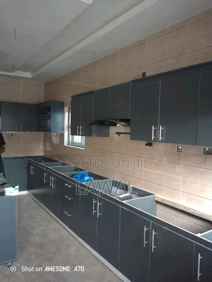 Kitchen Cabinet